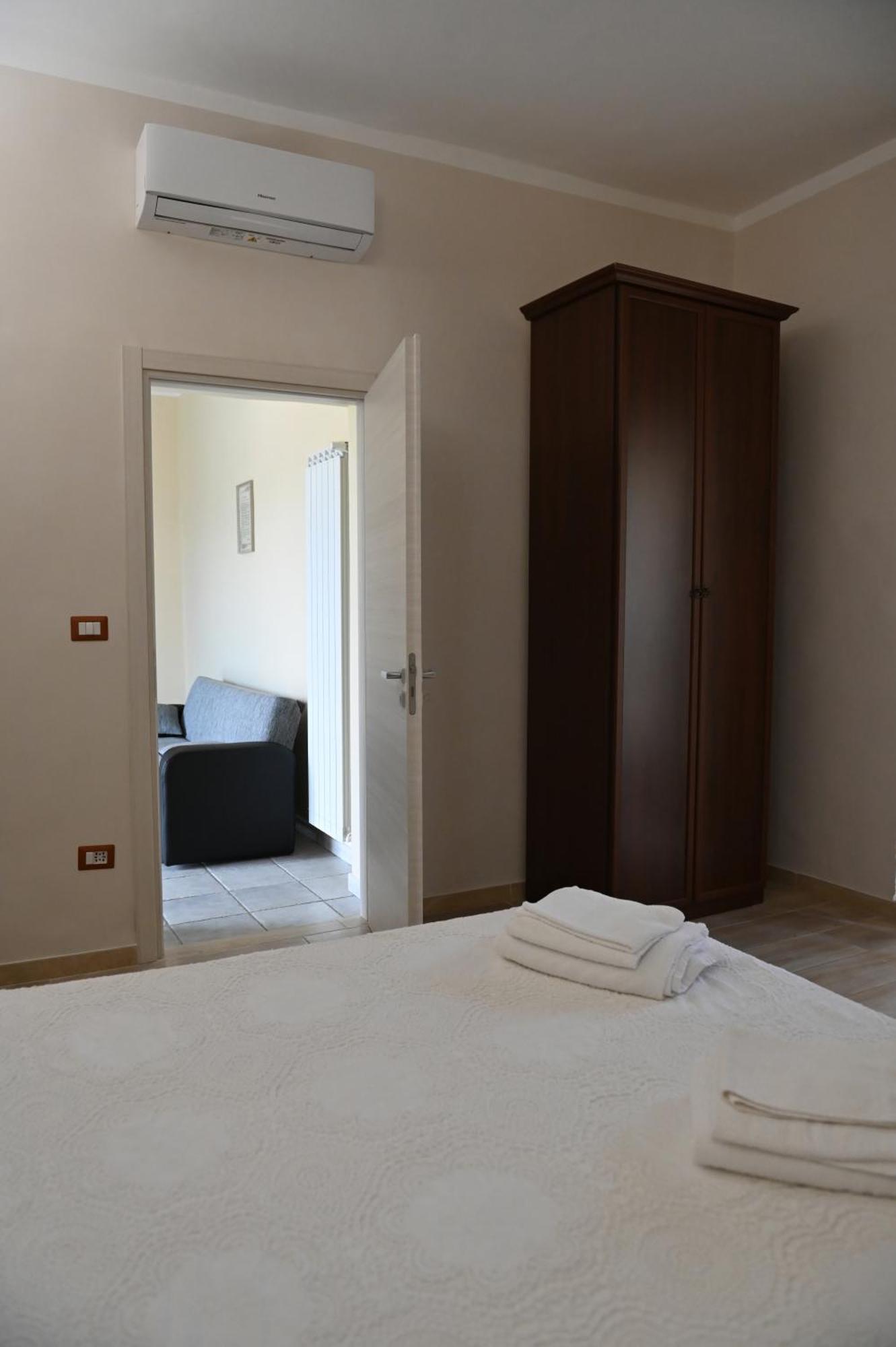 Mandevilla Home Caiazzo Ngoại thất bức ảnh